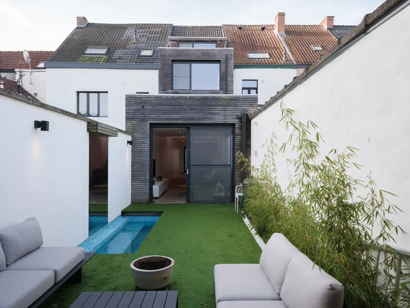 Opvallende luxerenovatie met 3 slaapkamers foto 3