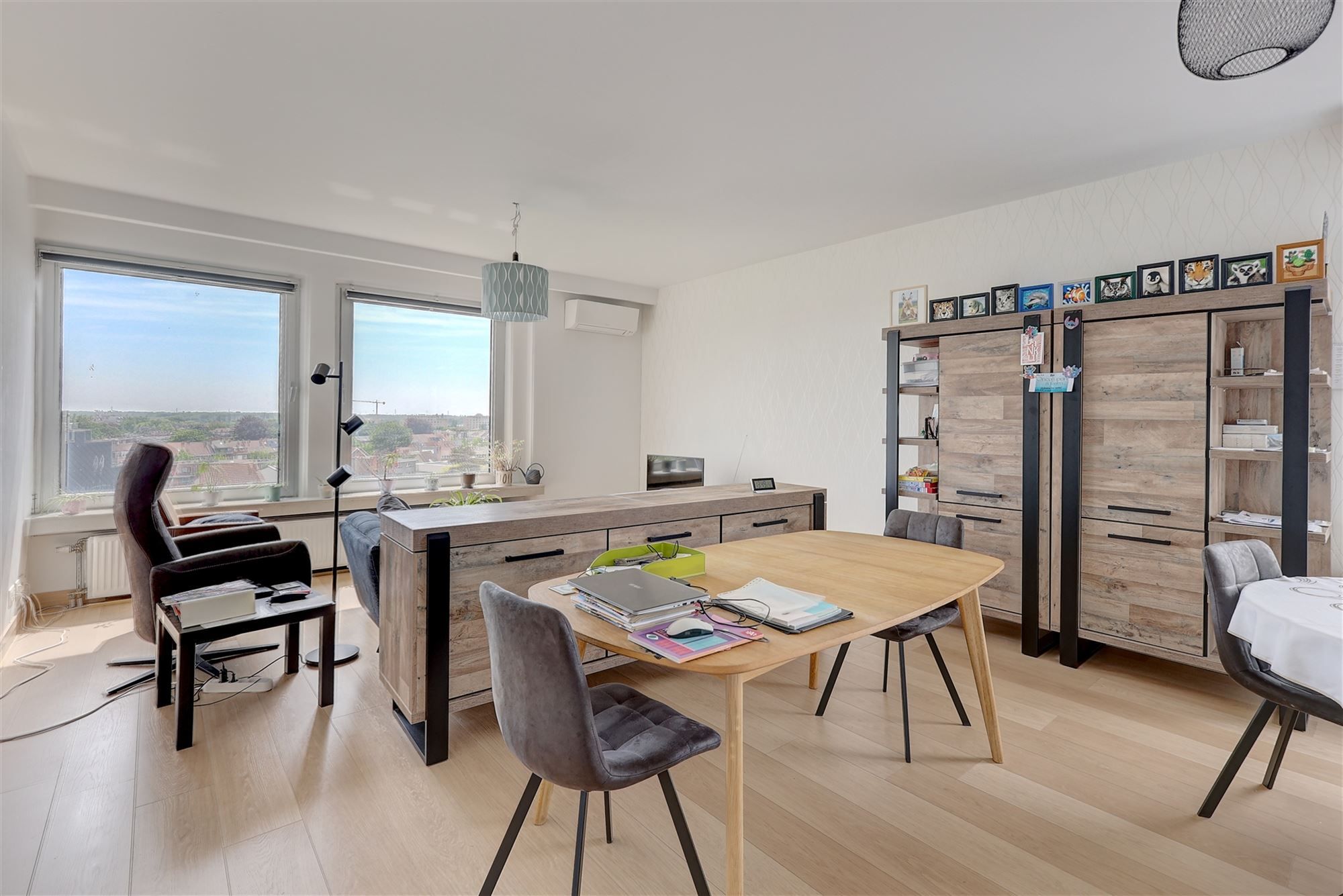 Appartement met 3 slaapkamers, terras en parking op de Bist foto 3