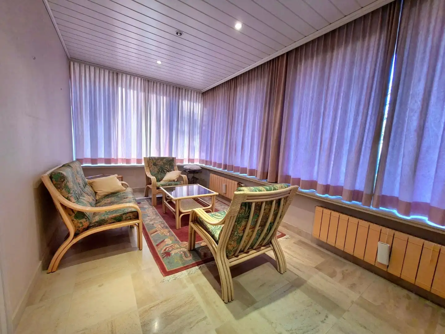 Residentieel gelegen villa foto 9