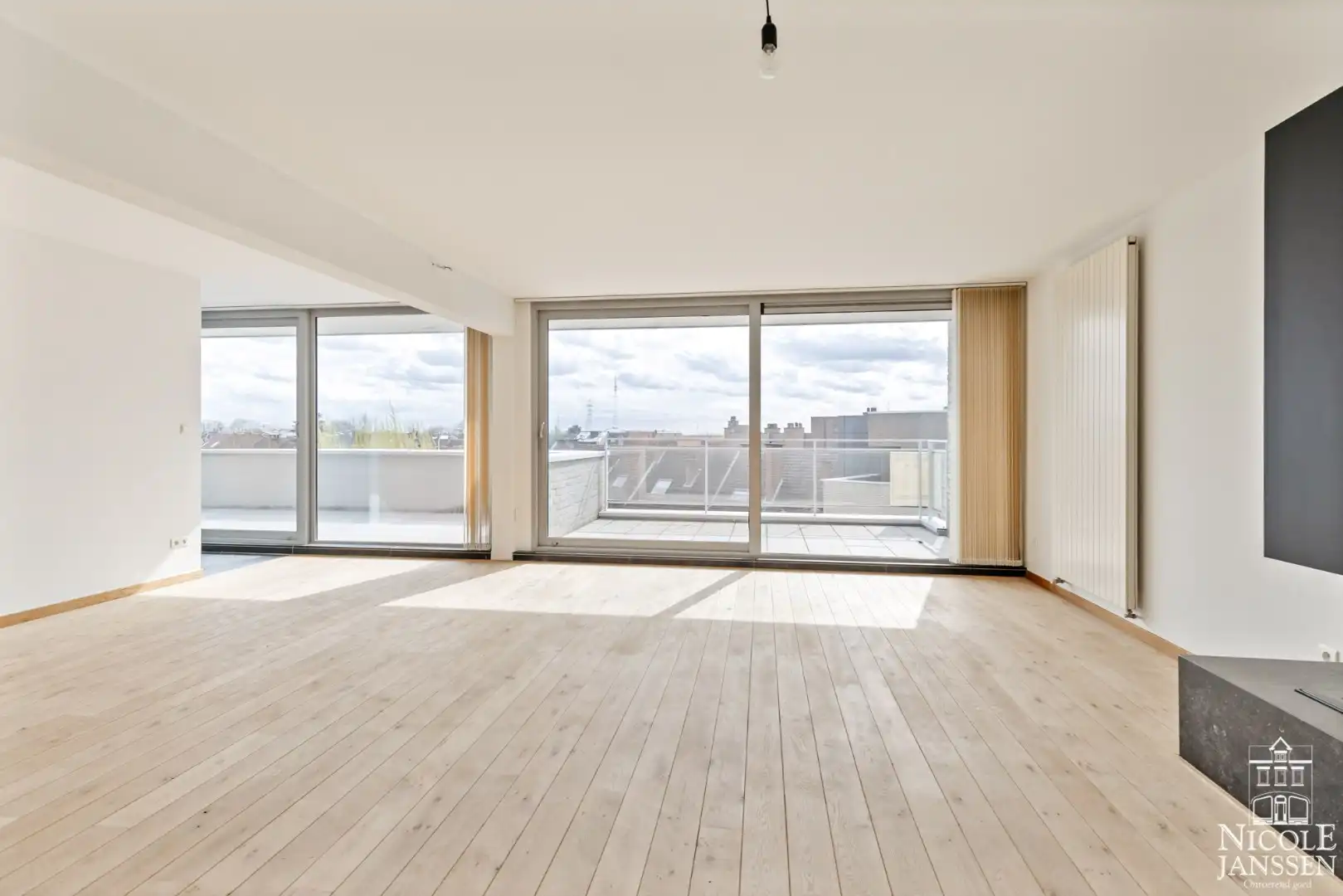 Luxe penthouse op de vierde verdieping met ruime terrassen foto 6