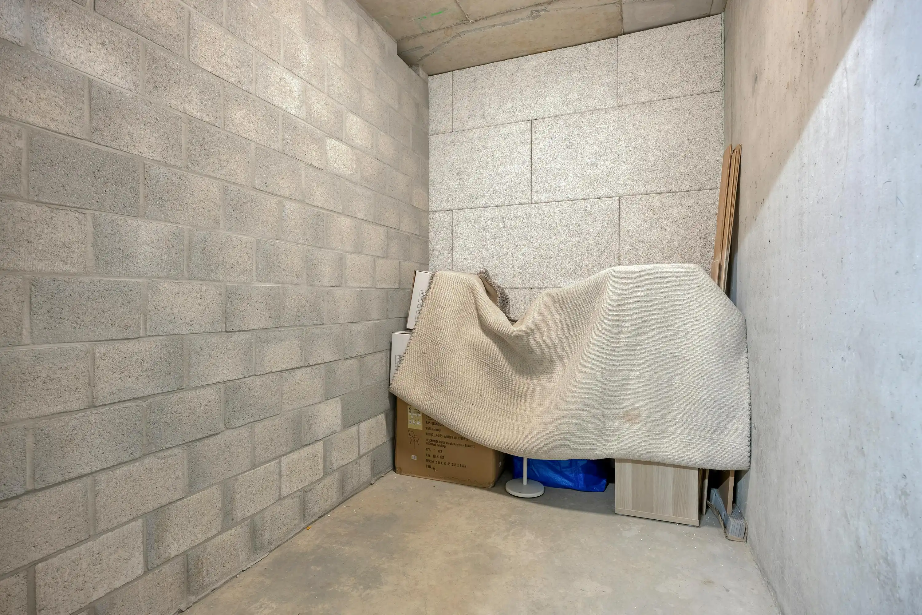 Recent appartement met twee slaapkamers en terras te koop in Berchem foto 20