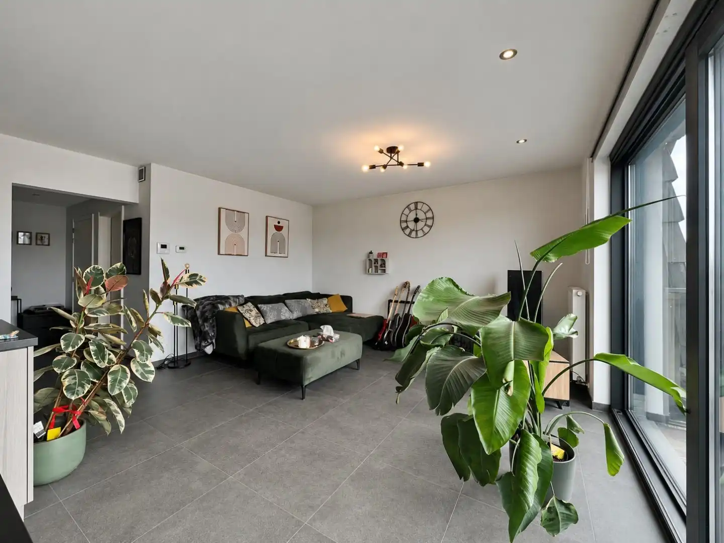 Recent 2-slaapkamer appartement te centrum Eeklo foto 3