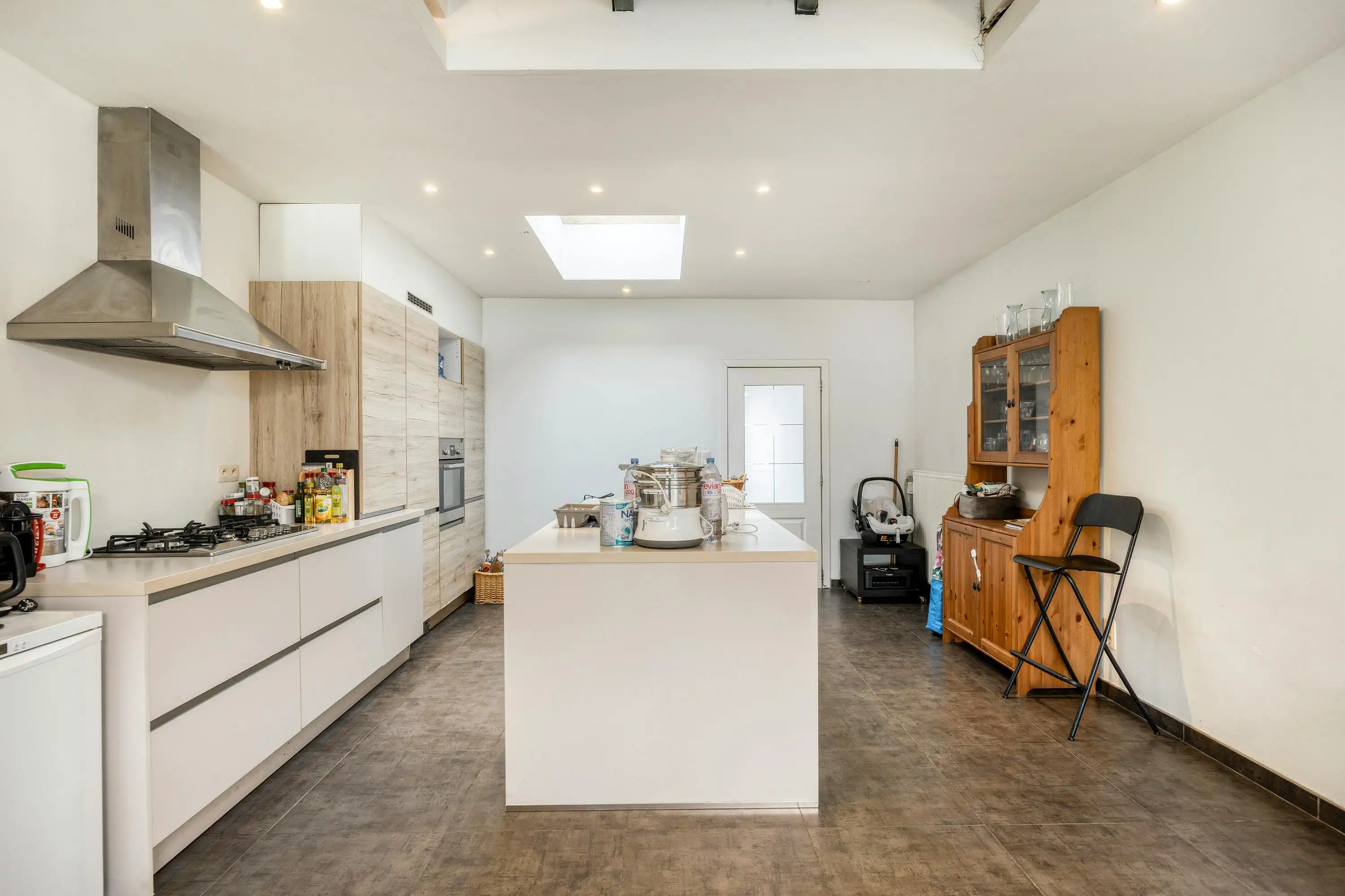 Gezellig en instapklaar huis te koop in Schoten foto 7