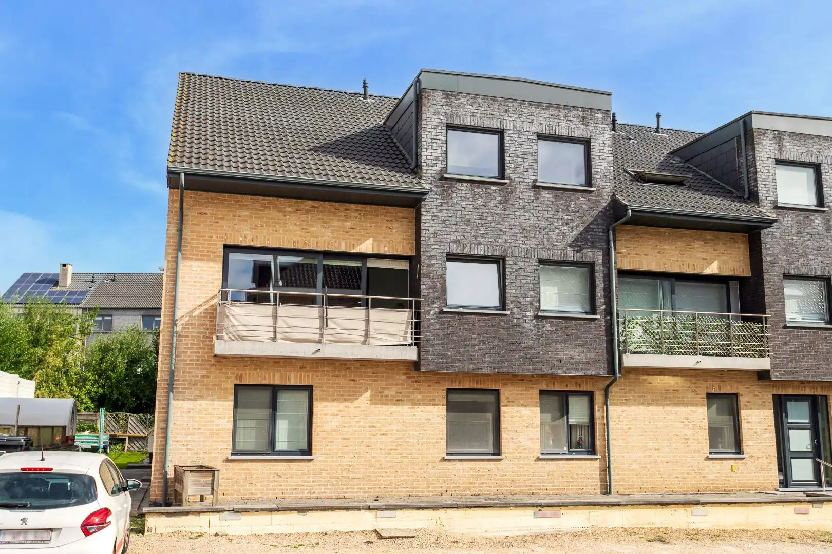Instapklaar gelijkvloersappartement met 3 slaapkamers en tuin foto 19