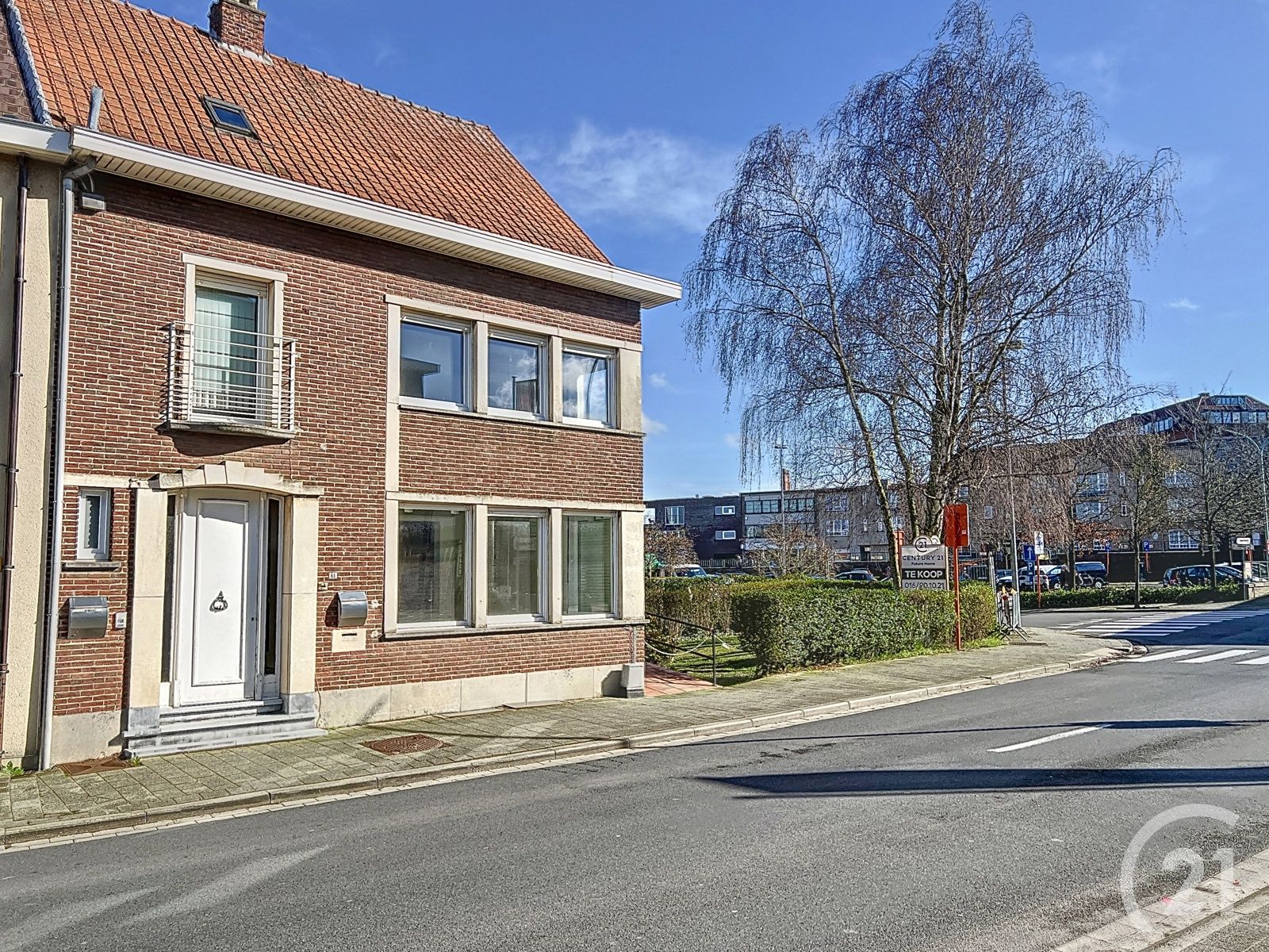 Appartementsgebouw te koop in Heist-op-den-Berg! foto {{pictureIndex}}