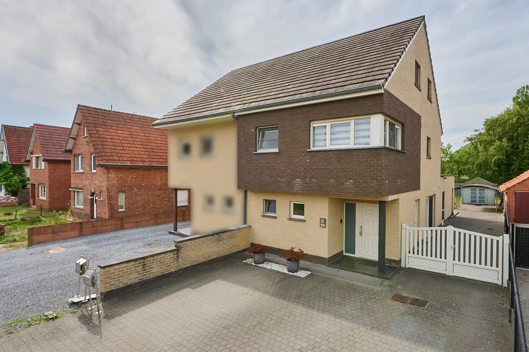 Huis te koop foto {{pictureIndex}}