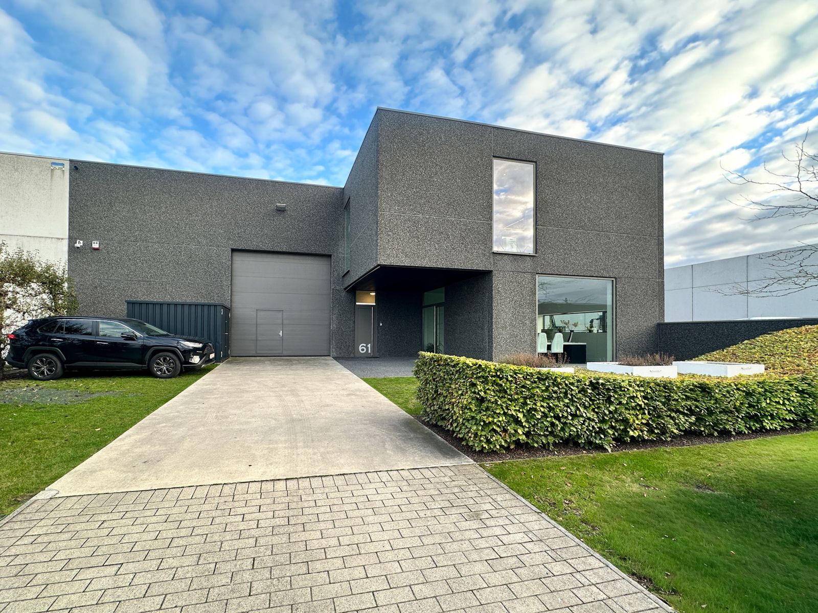 Fantastisch ruim appartement met 2 slaapkamers in Wingene foto {{pictureIndex}}