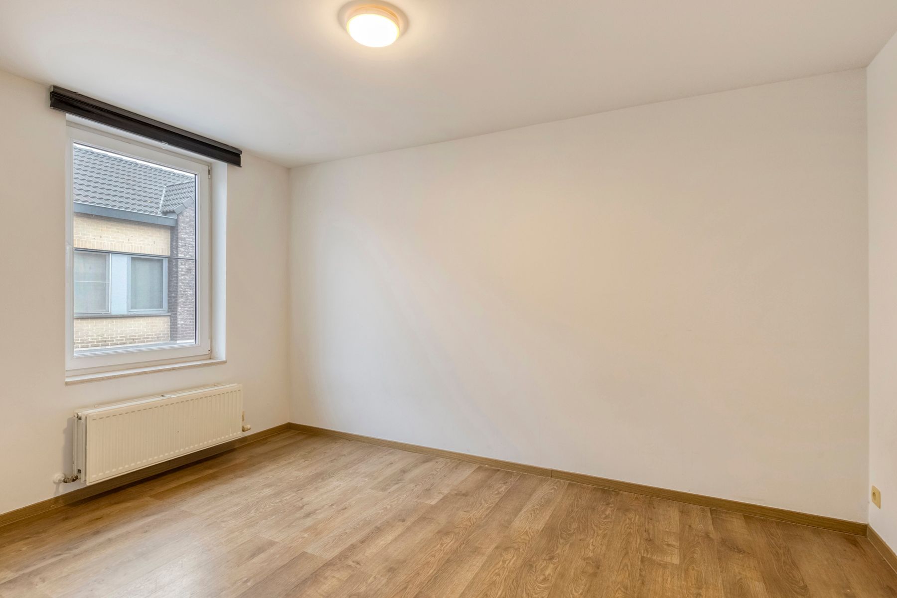 Ruime woning met 3 slaapkamers foto 10