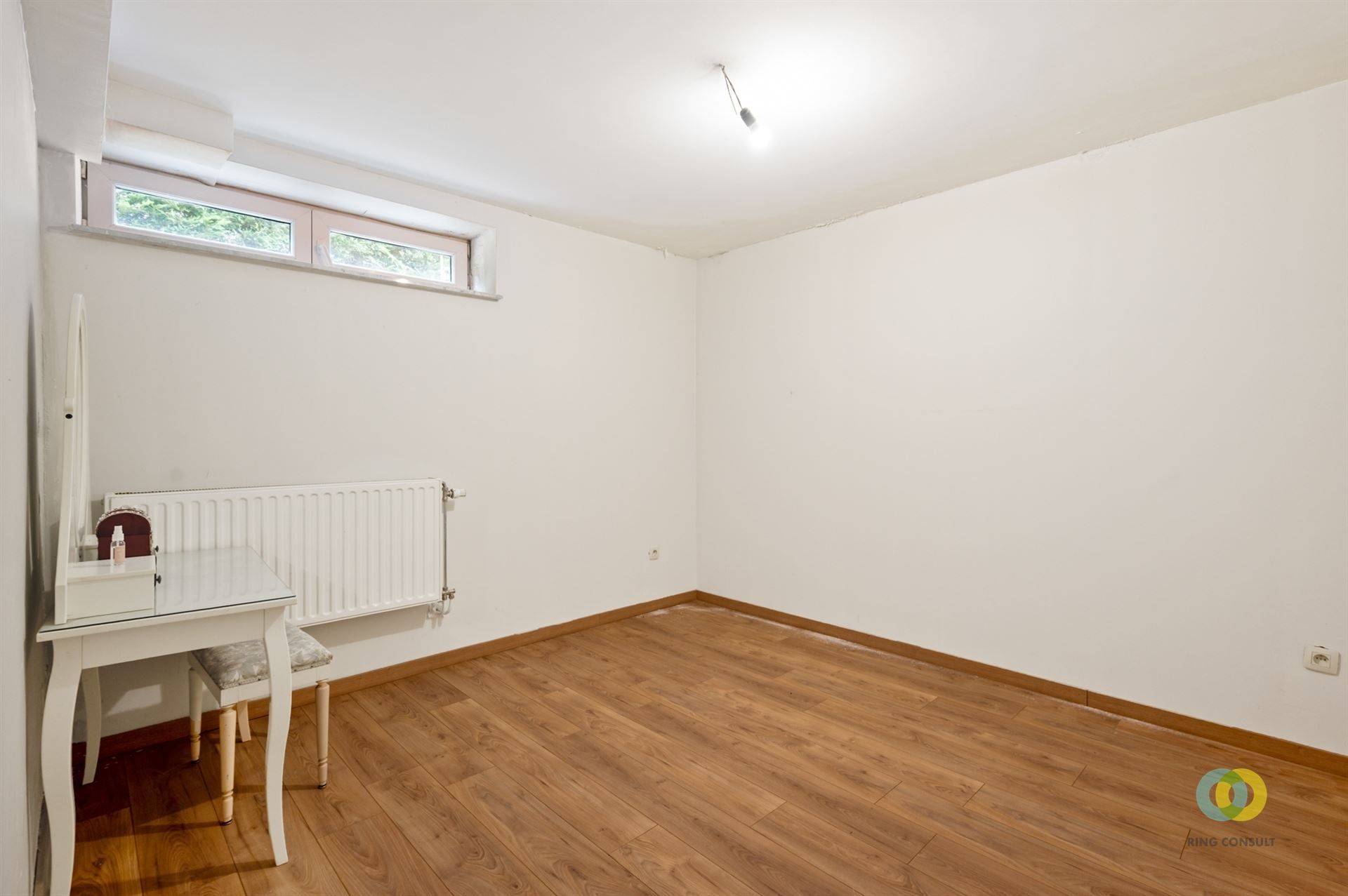 Zeer ruime 3-gevel met grote tuin foto 11