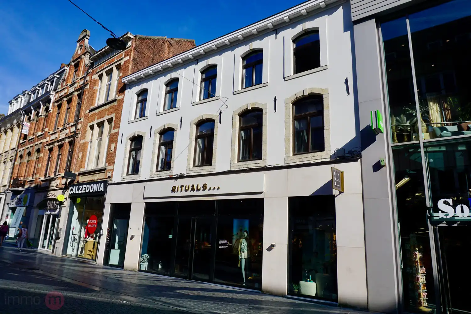 Recent appartement met terras en 1 slaapkamer te huur in hartje Leuven foto 2