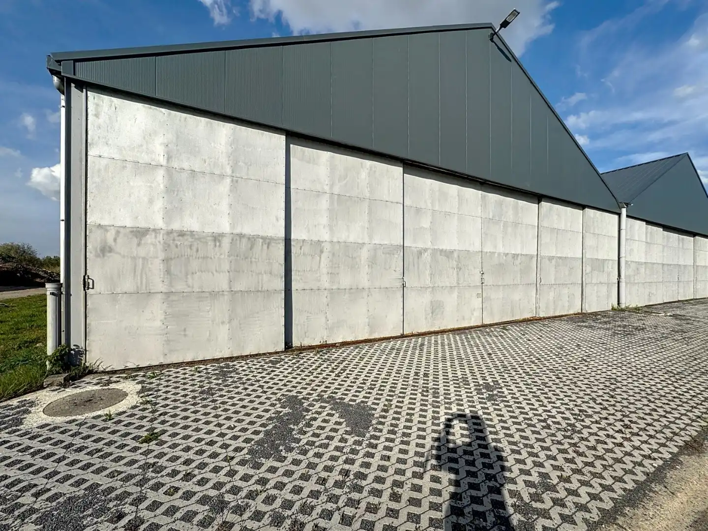 Compartimenteerbare loods van 2.300m² op 56 are! foto 14