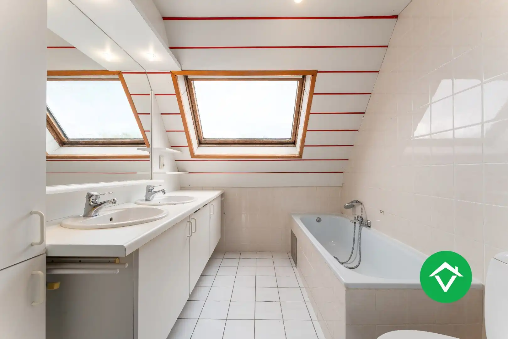 Landelijke gezinswoning met rustige ligging, 3 slaapkamers en een inpandige garage foto 15