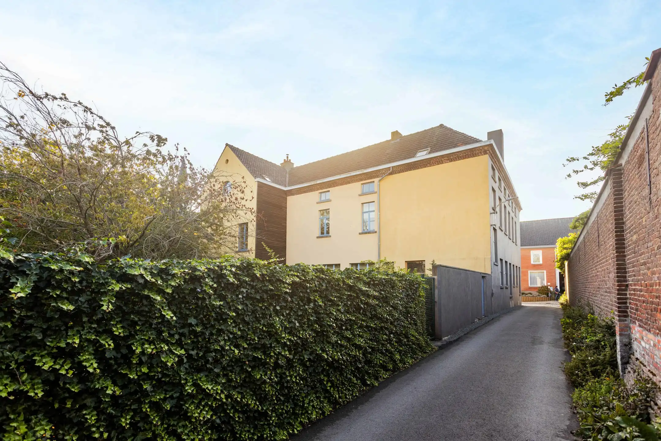 Authentiek gerenoveerde woning met garage in Mater dorp foto 22