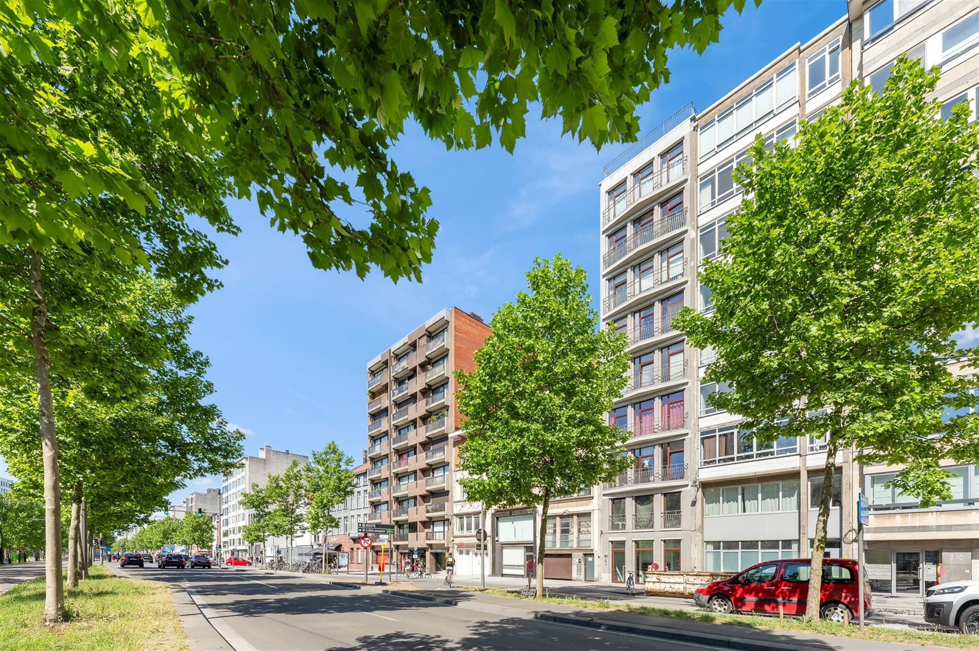 Ruim nieuwbouw appartement met terras foto 13