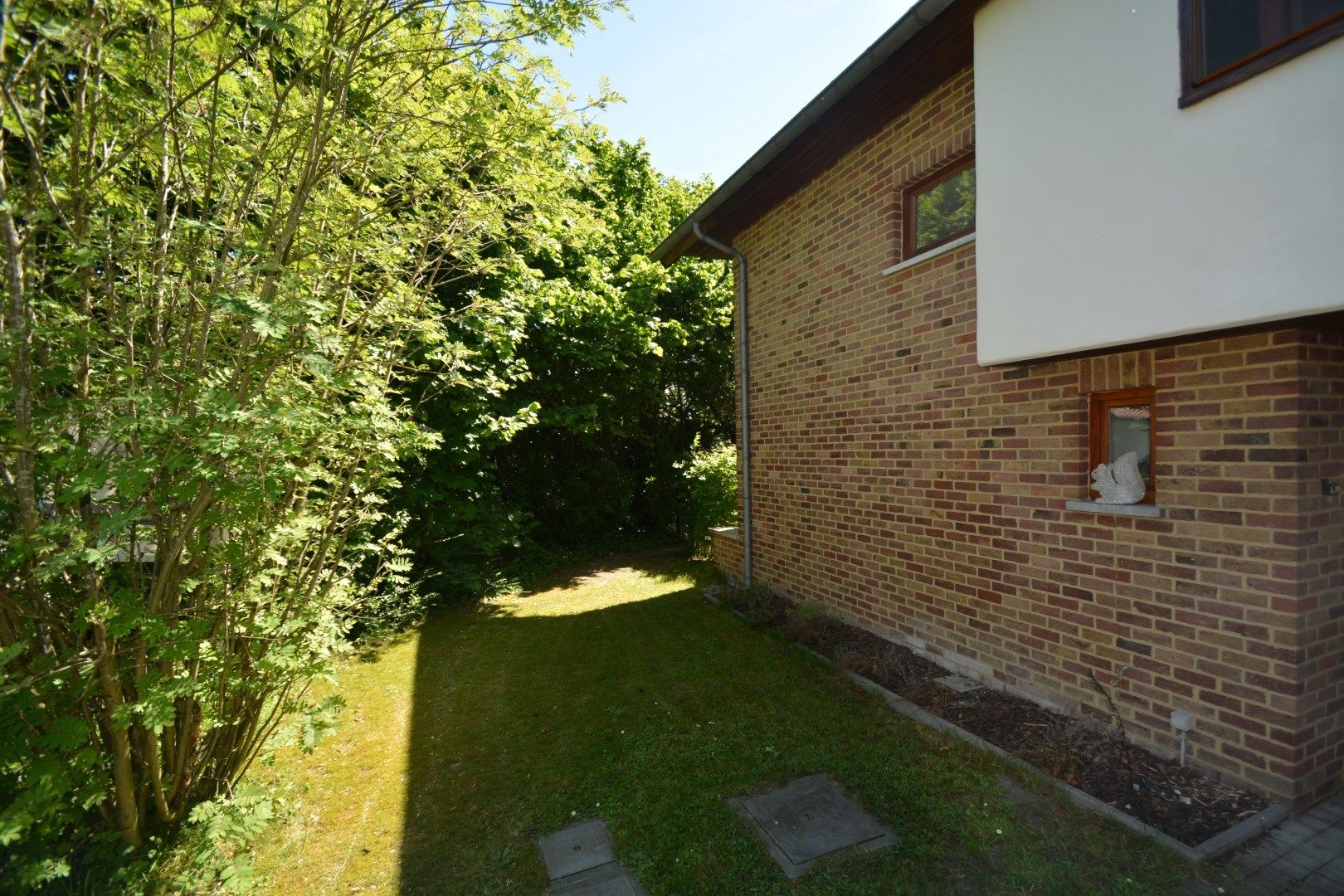 Zeer rustig gelegen woning. foto 26