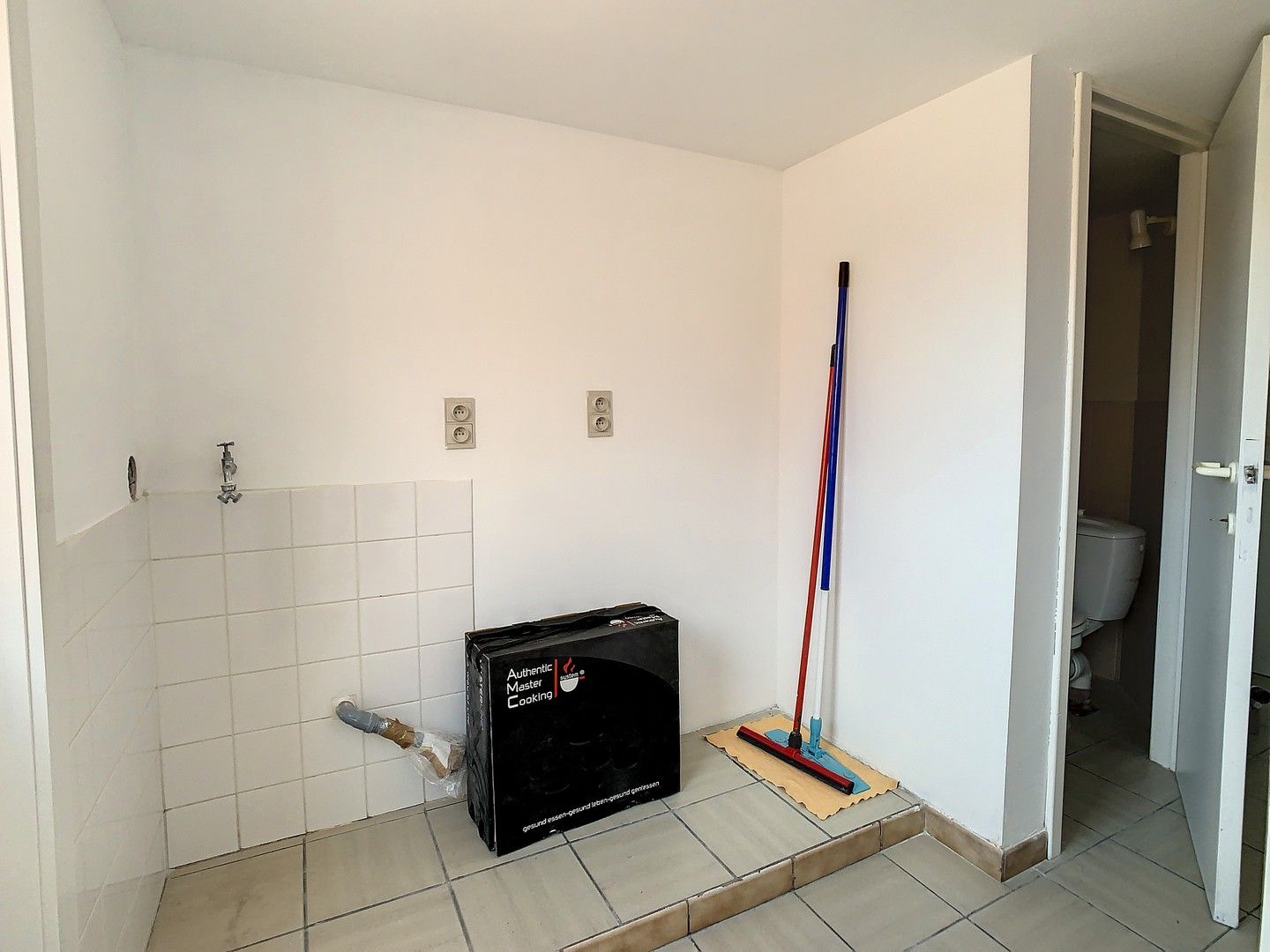 Instapklare rijwoning in het hartje van Oostduinkerke-dorp. foto 11