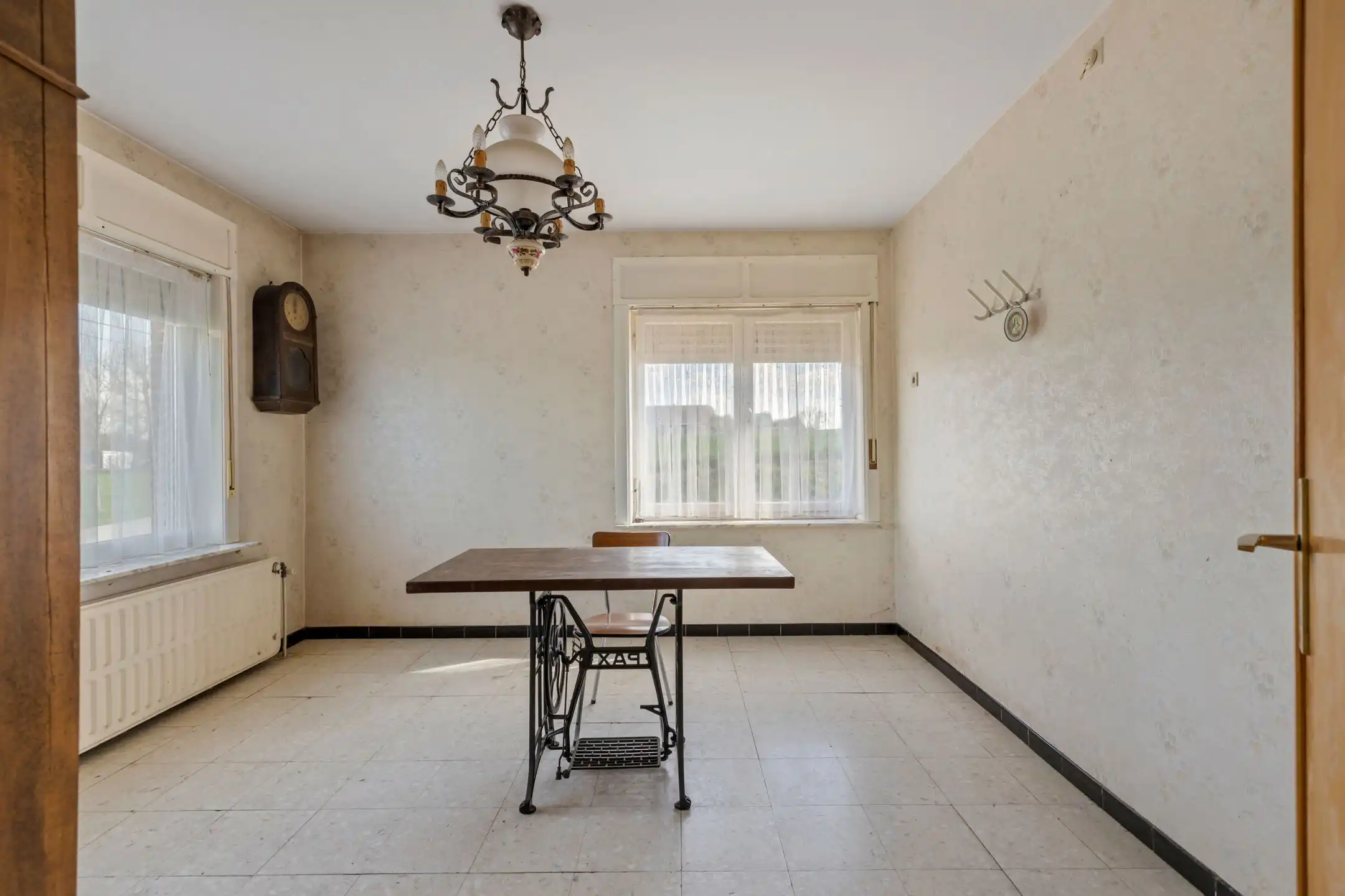 Hoeve met bijgebouwen op  +-75 a foto 13