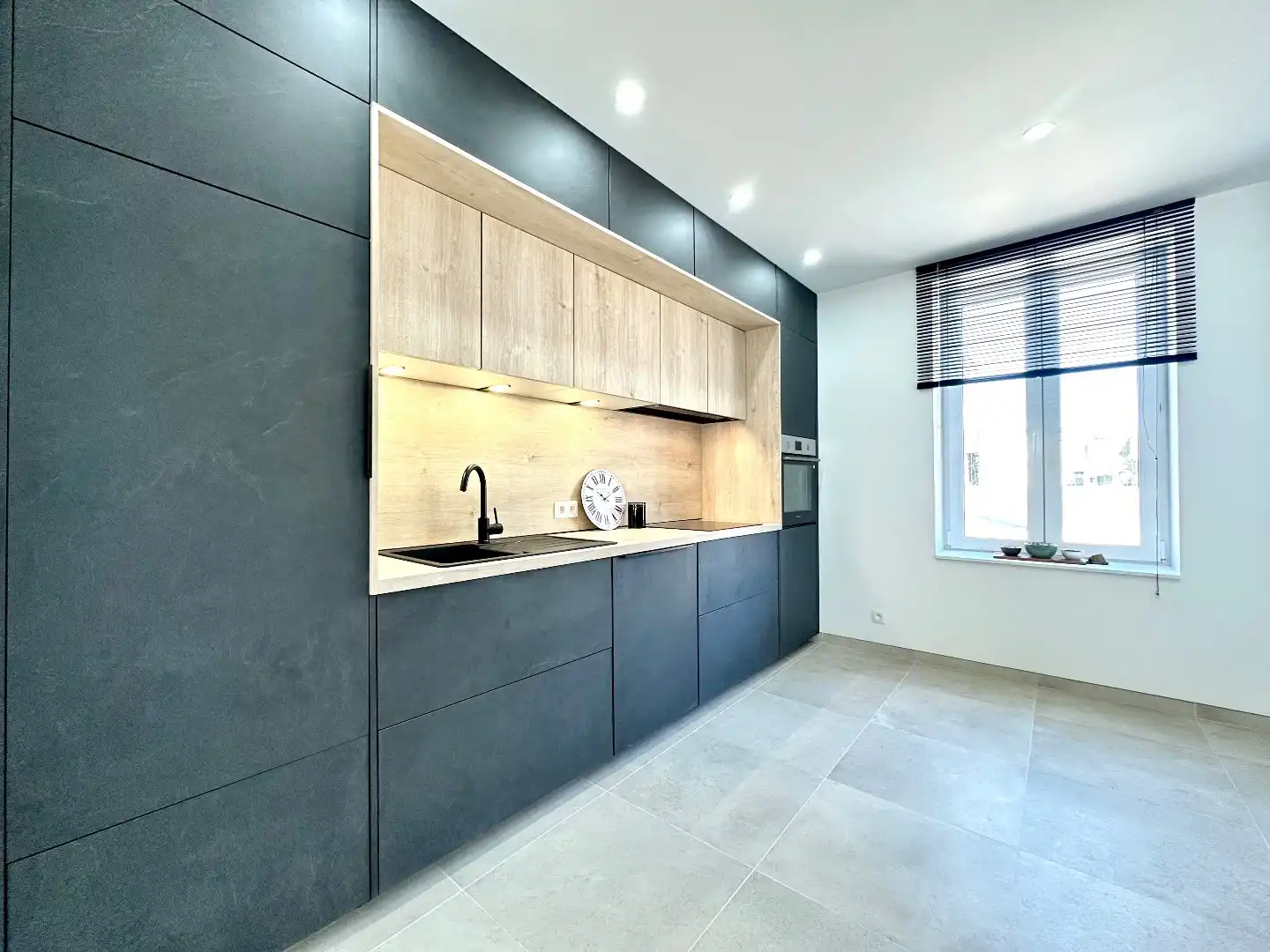 Prachtig gerenoveerde woning met 3 slaapkamers te Heers foto 4