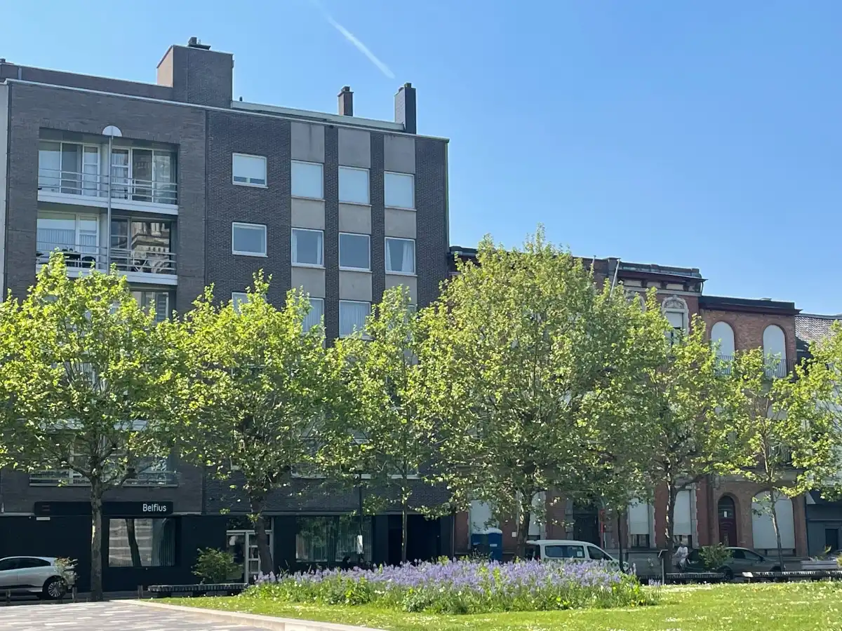 commercieel gelegen KANTOOR / PRAKTIJK foto 3