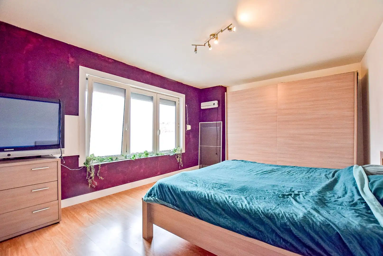 Instapklare rijwoning met 3 slaapkamers en tal van mogelijkheden. foto 9