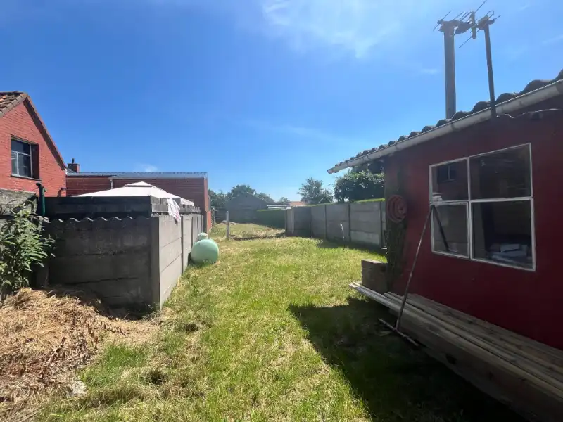 Af te werken woning met 3 slaapkamers. foto 3