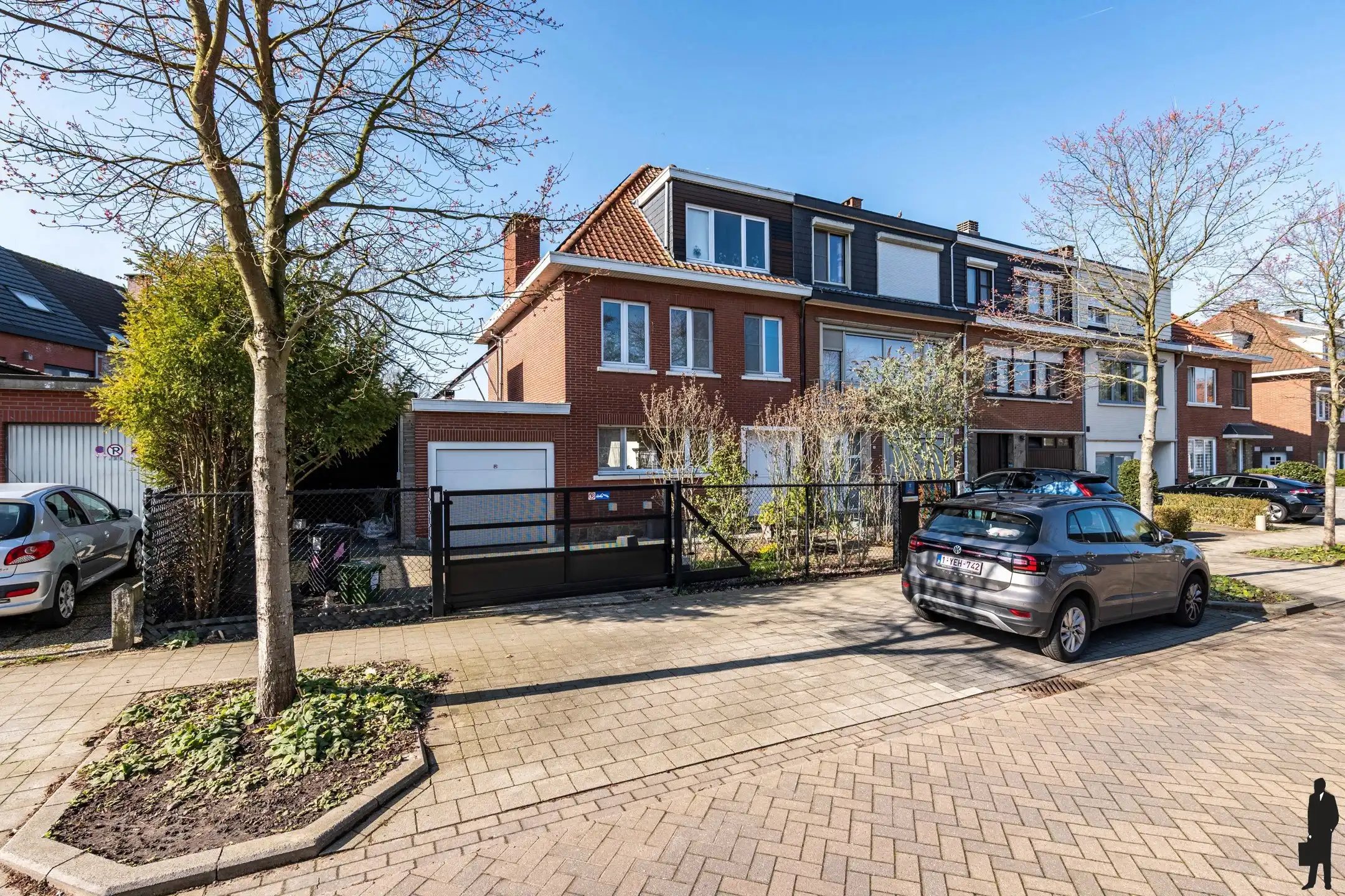 Instapklare HOB met 5 slpks, garage & zonnige tuin te Edegem foto 22