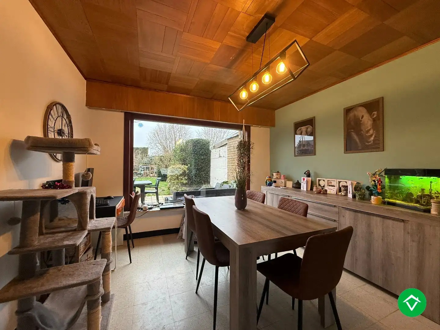 Ruime, stevige woning met 3 slaapkamers, garage en tuin te Izegem foto 5