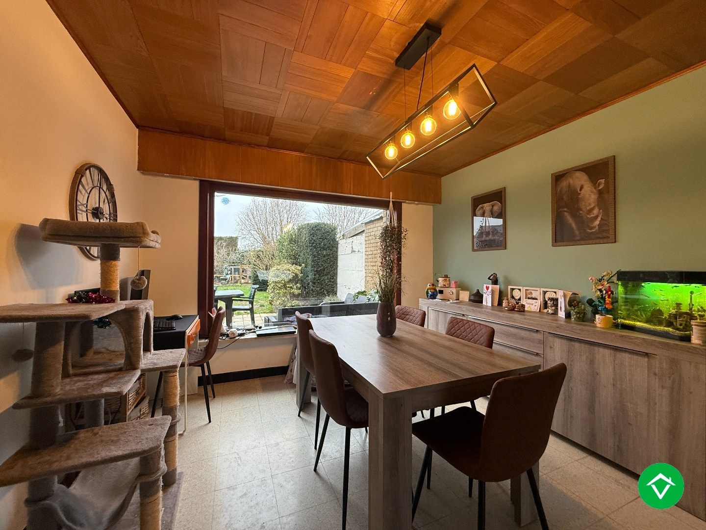 Ruime, stevige woning met 3 slaapkamers, garage en tuin te Izegem foto 5