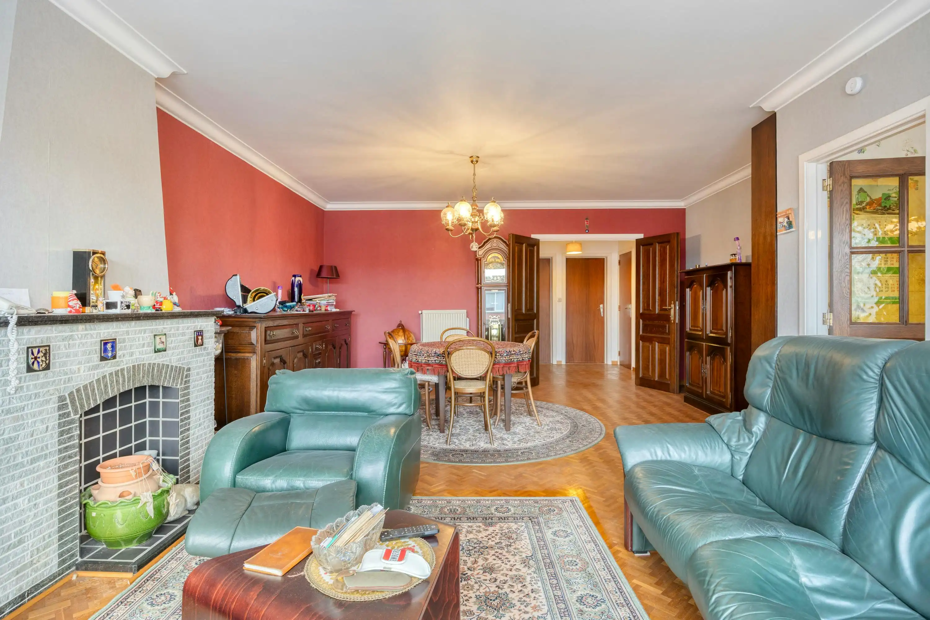 Appartement met 2 slaapkamers, garage en tuin in Deurne! foto 7