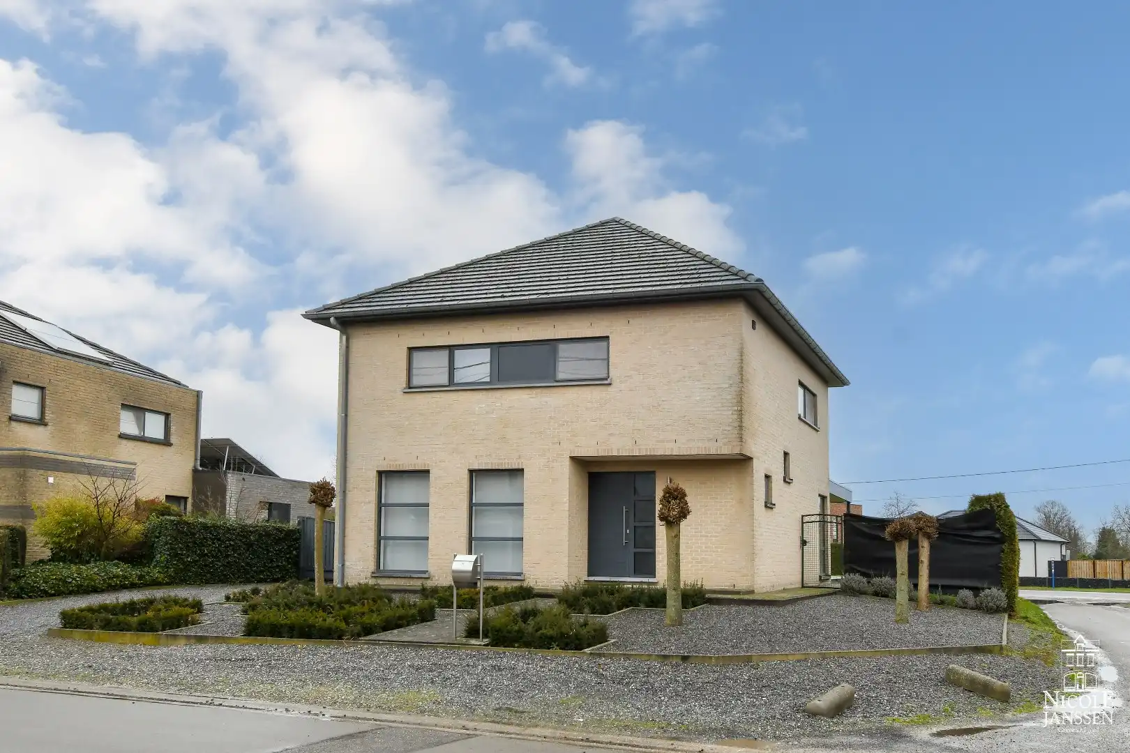 Huis te koop Voorshoventerweg 10 - - 3680 Neeroeteren