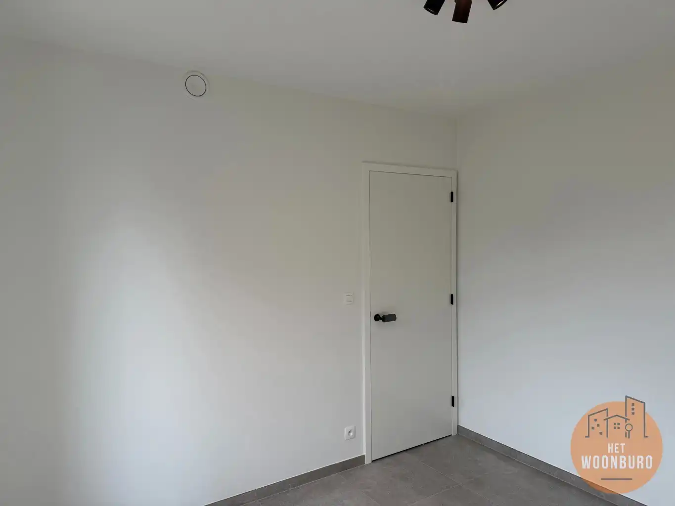 Nieuwbouw app. met 2 slpks, terras, tuin en 2 staanplaatsen foto 12