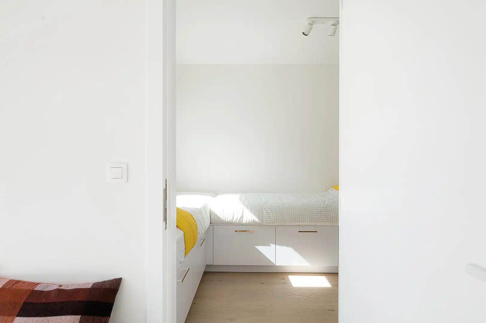 Appartement met twee slaapkamers, volledig gerenoveerd, op wandelafstand van het strand van Duinbergen. foto 24