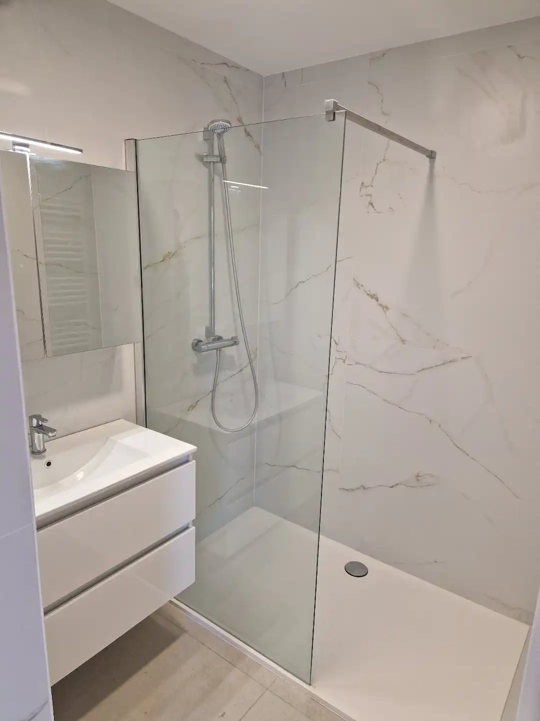 Nieuwbouwappartement met lateraal zeezicht te huur in Nieuwpoort-Bad foto 12