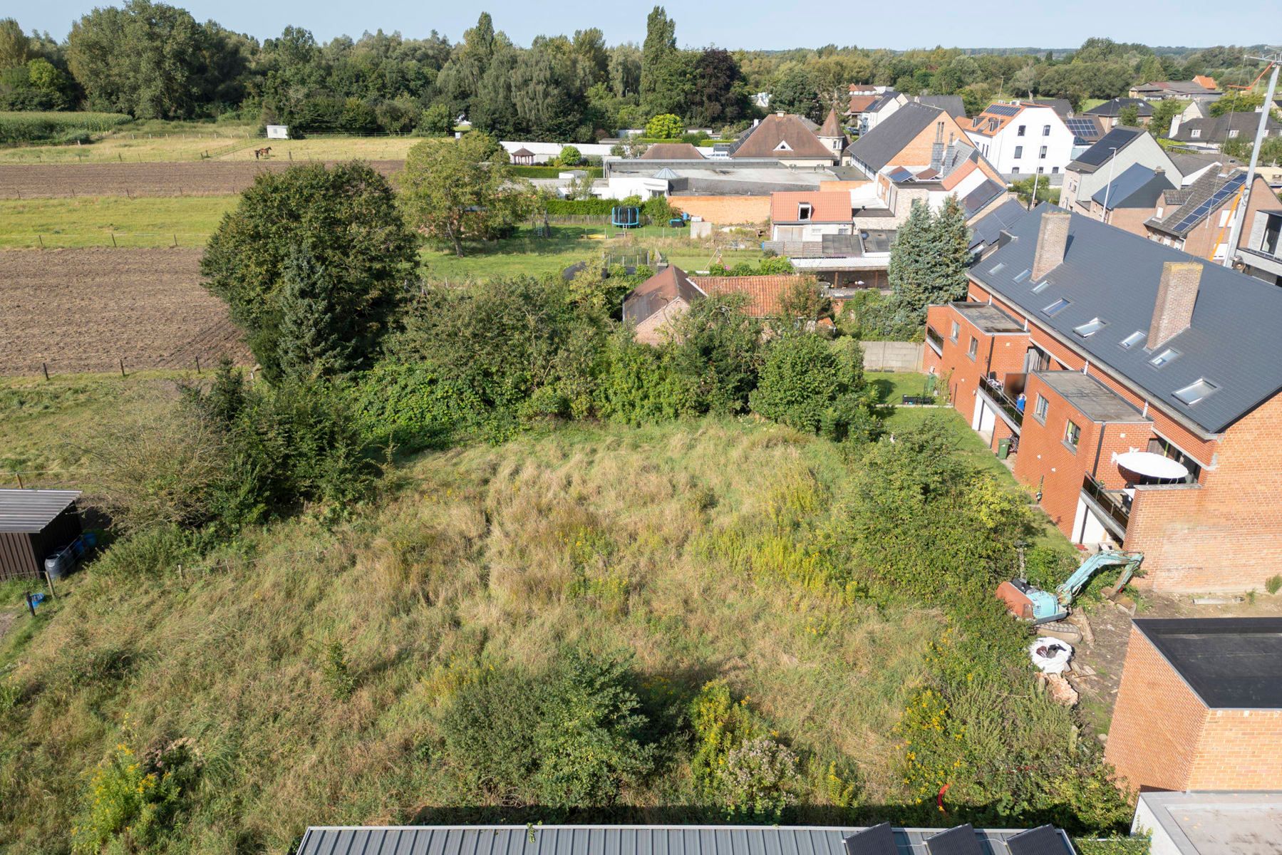 Grote, centraal gelegen bouwgrond foto 8