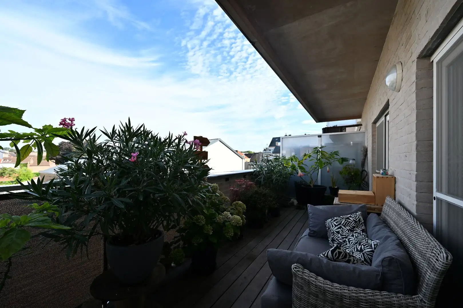 Energiezuinig appartement met 2 slpks, terras en garage te Maldegem foto 3