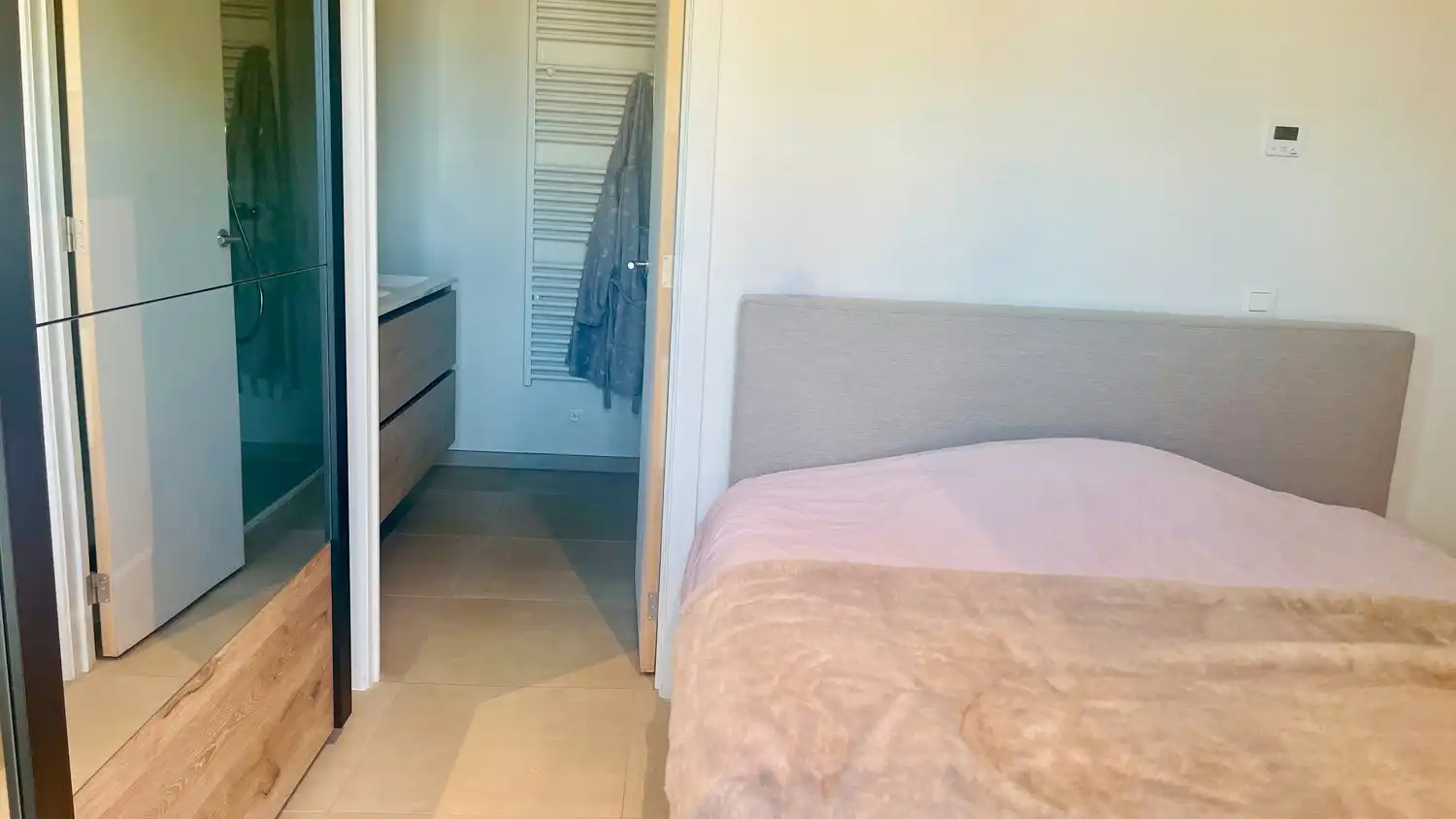 Te huur – Energiezuinig 1-slaapkamerappartement met ruim terras in Ingelmunster foto 8