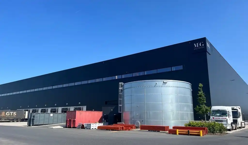 Opslagruimte te huur in industriezone Kluizendok II te Evergem foto 11