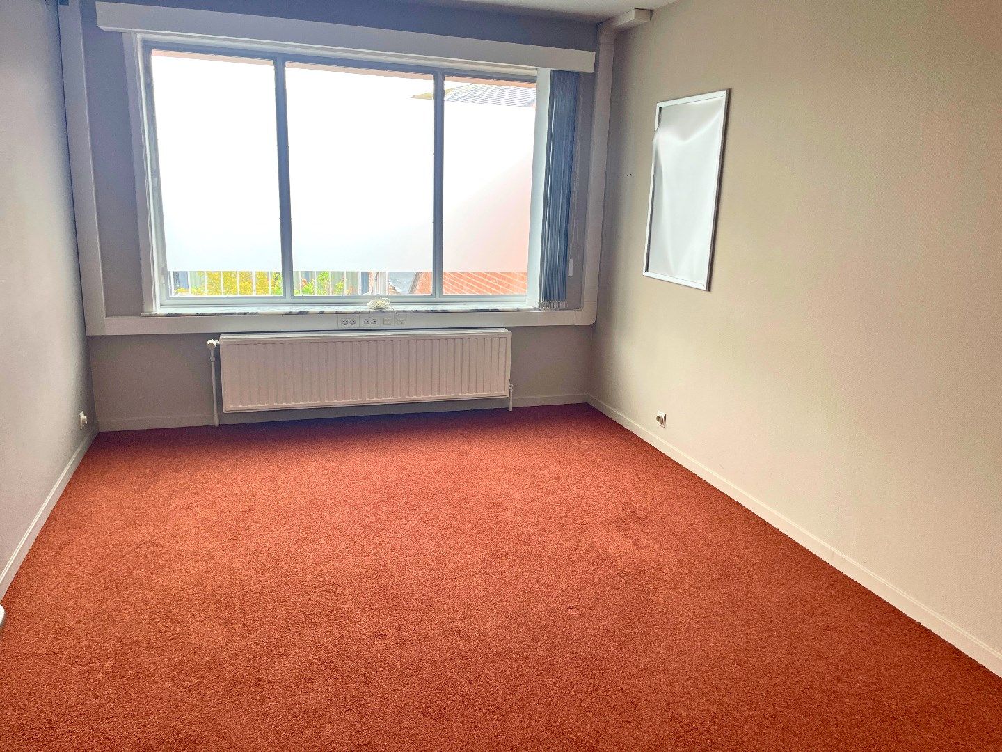 Kantoorgebouw 482m² op 3a85ca met tuin en garage op commerciële topligging foto 6