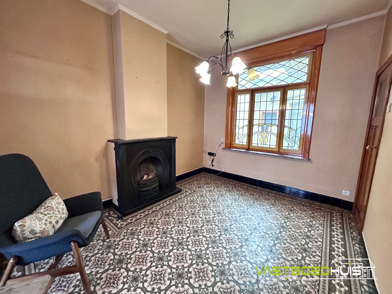 Karaktervolle gezinswoning met authentieke details in Ninove foto 9