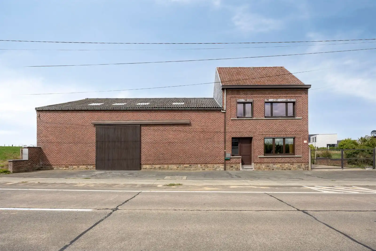 Woning met ruime loods te koop op 18 are 78ca foto 2