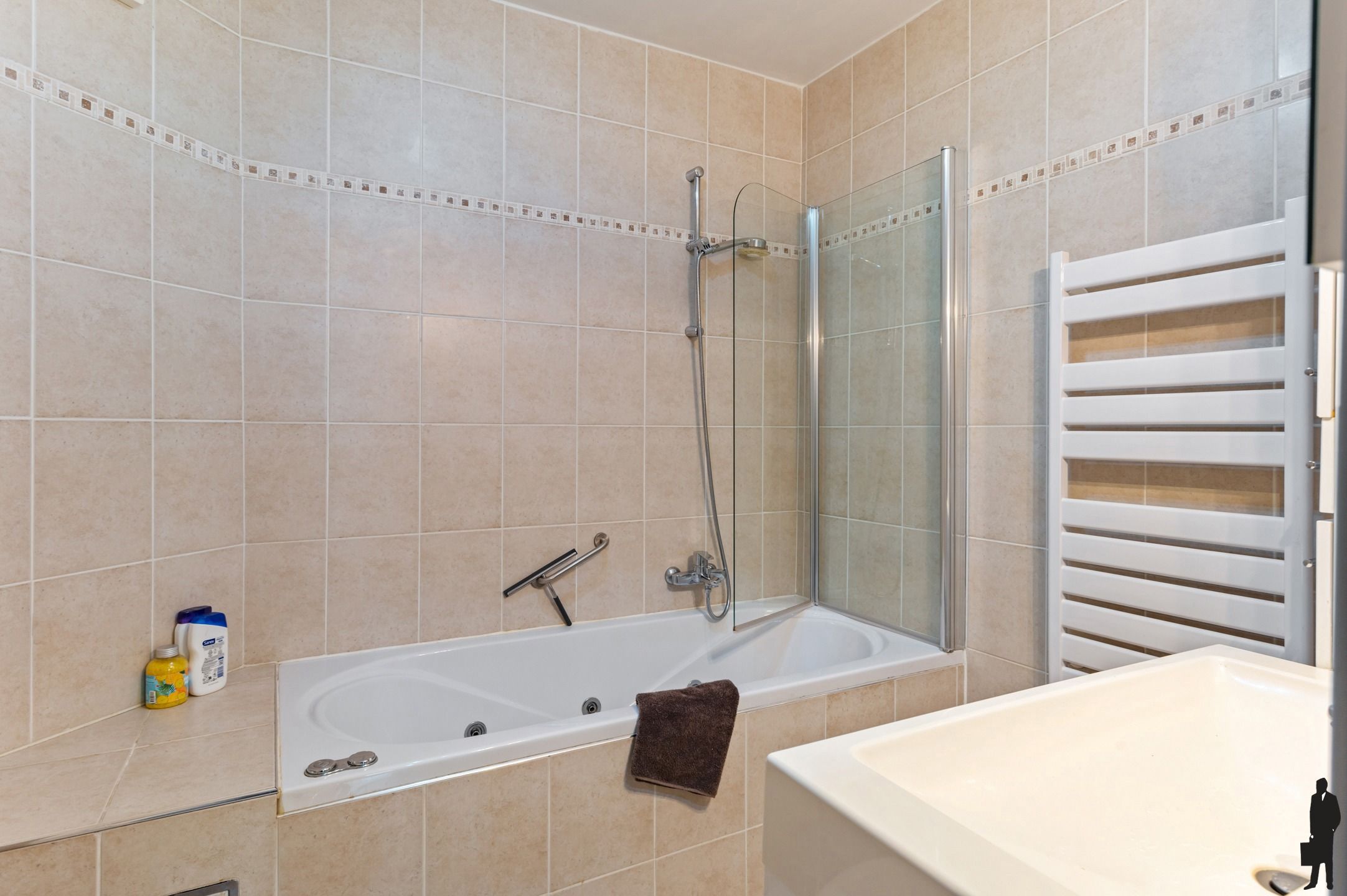 Prachtig gelijkvloersappartement met tuin foto 8