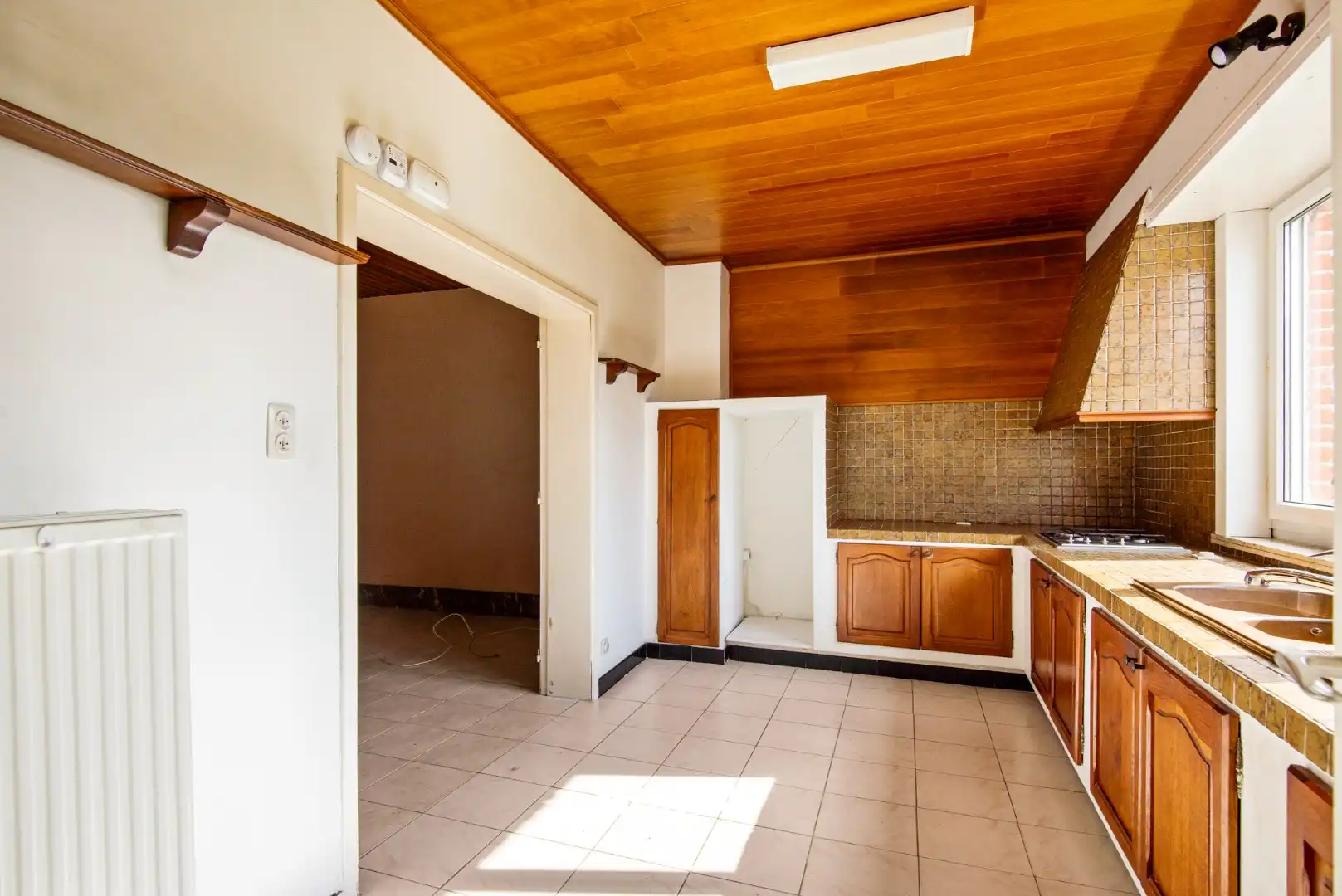 Niel: Karaktervolle woning met 3 slpk, groot atelier en riante tuin op 550m² foto 10