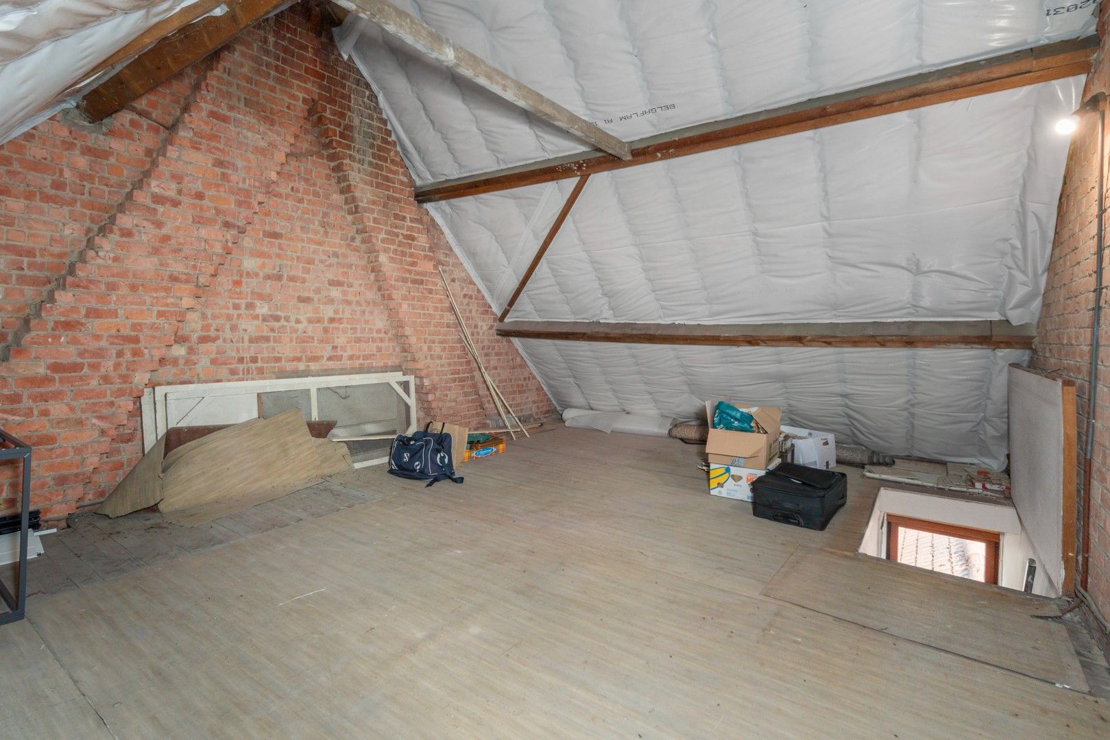 Halfopen woning met tuin in het centrum van Nevele! foto 18