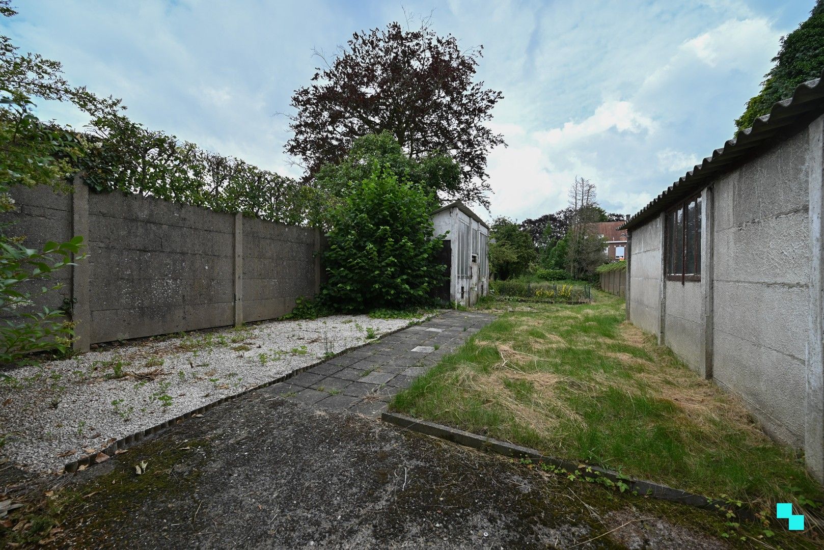 Centraal en gunstig gelegen te renoveren woning foto 25