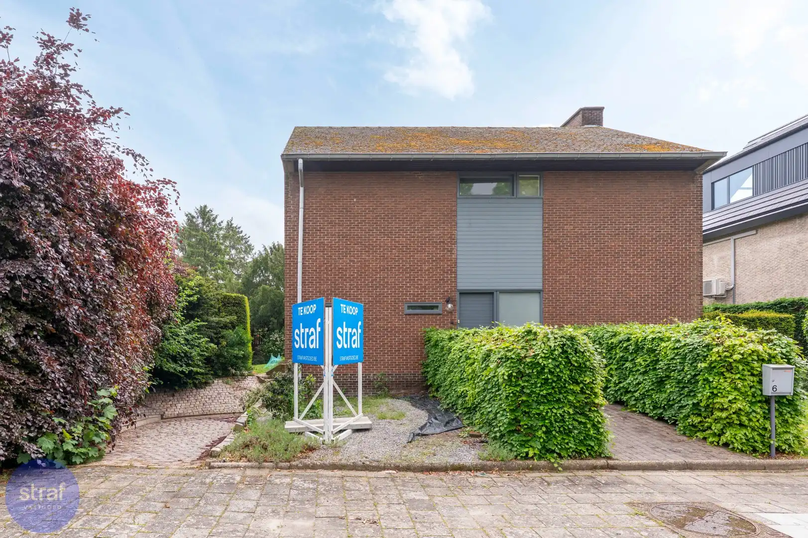 Hoofdfoto van de publicatie: Villa met 4 slaapkamers en zuidtuin in doorlopend straatje