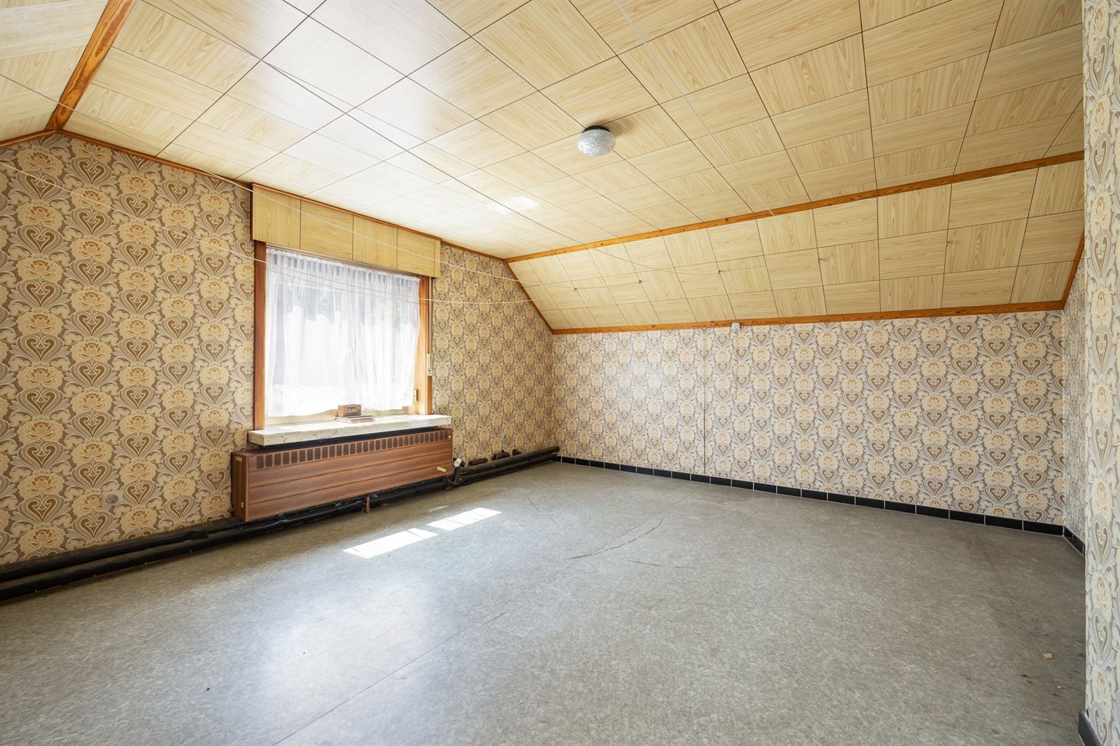 Ruime open bebouwing op 37a, 4 slpks, opslagruimte! foto 11
