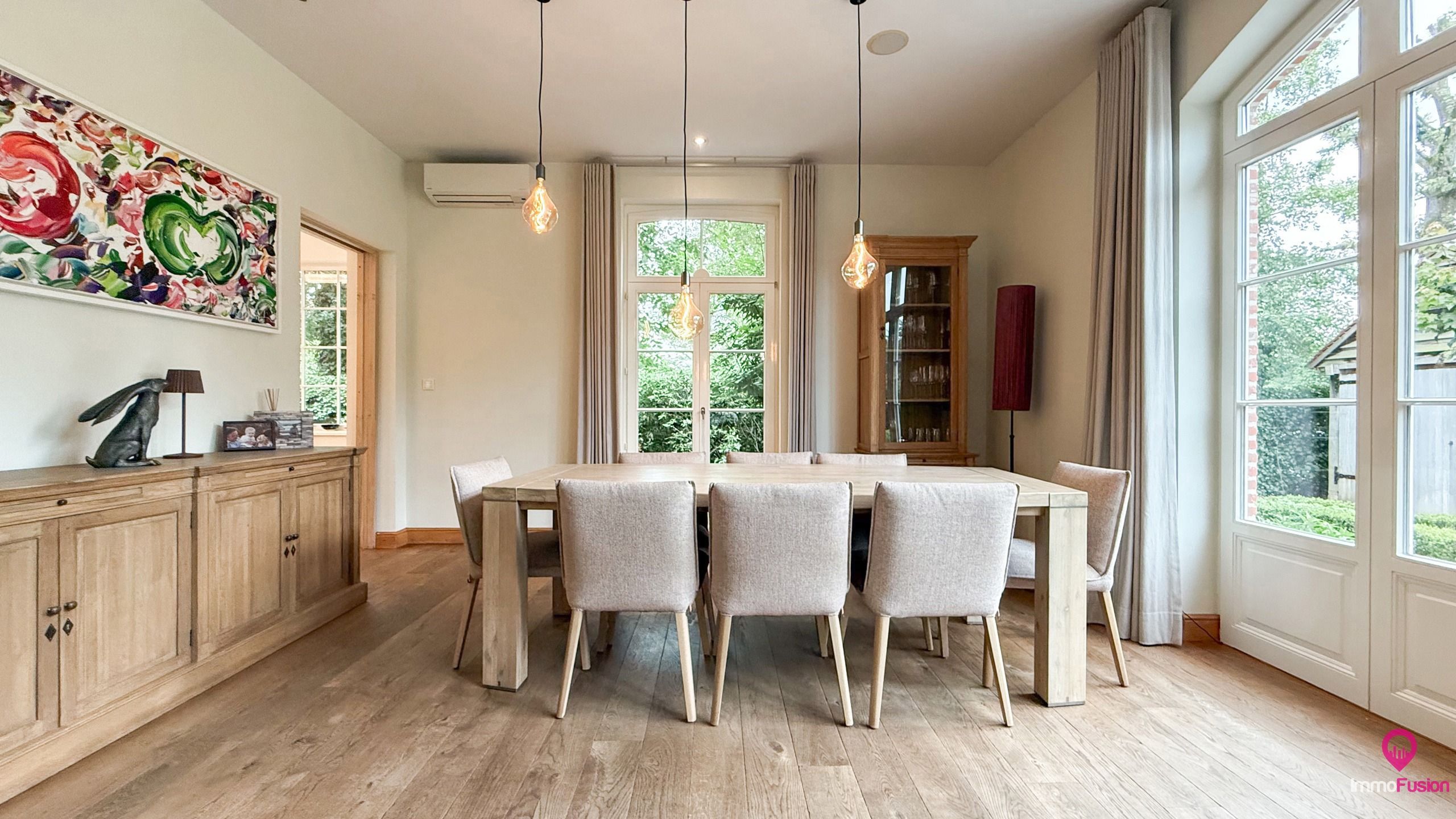 Zeer mooi ontworpen villa met 3 badkamers in Heusden-Zolder! foto 9