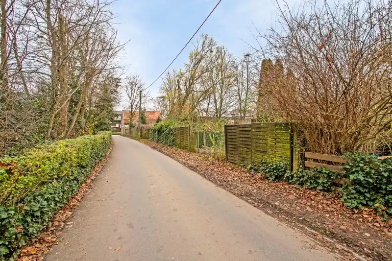 2 grondig te renoveren/te slopen woningen te koop in centrum Vichte vlakbij kasteel Beukenhof! foto 8