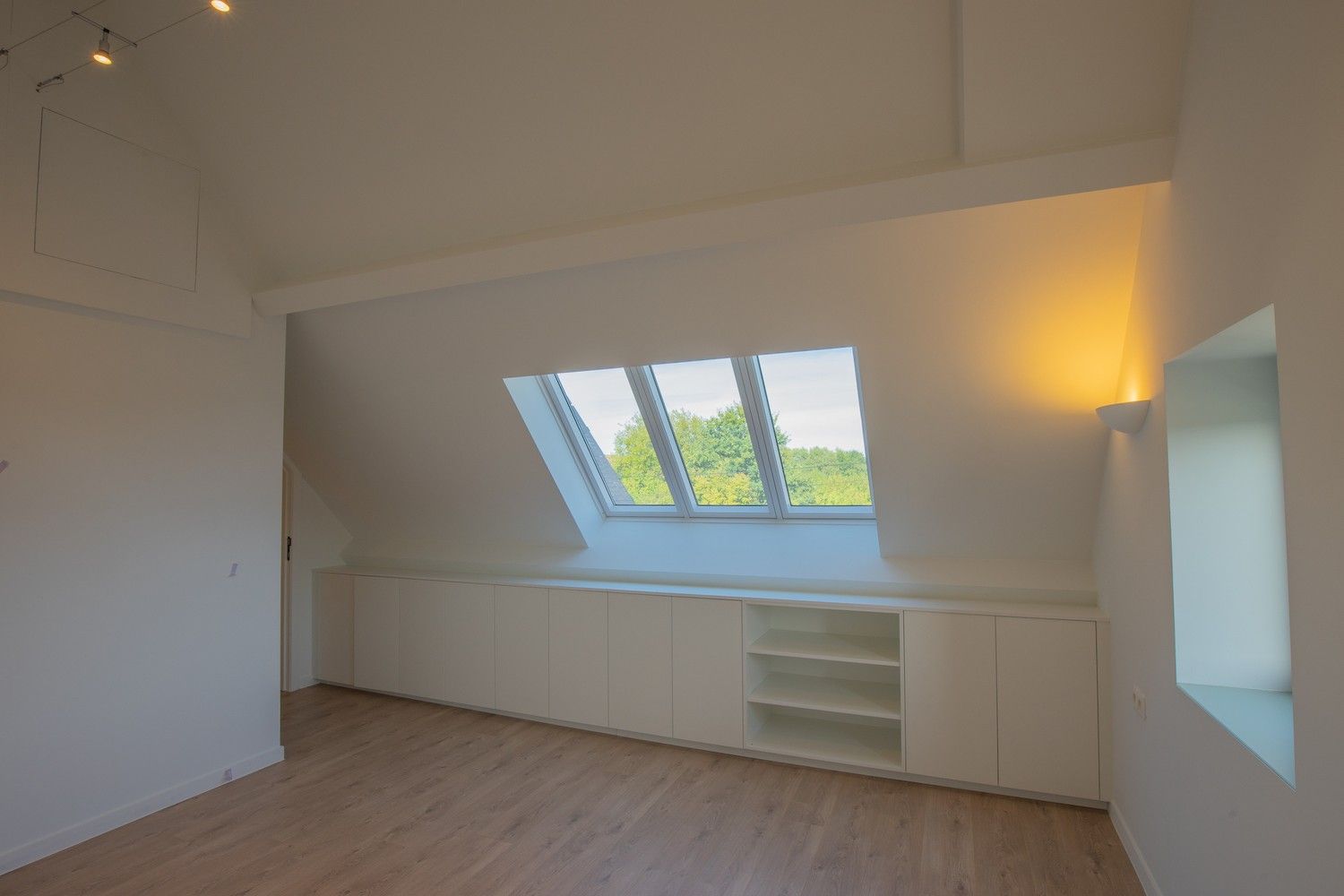 Exclusieve vernieuwbouwvilla met 5 slaapkamers en ruime tuin in Ramsel foto 26
