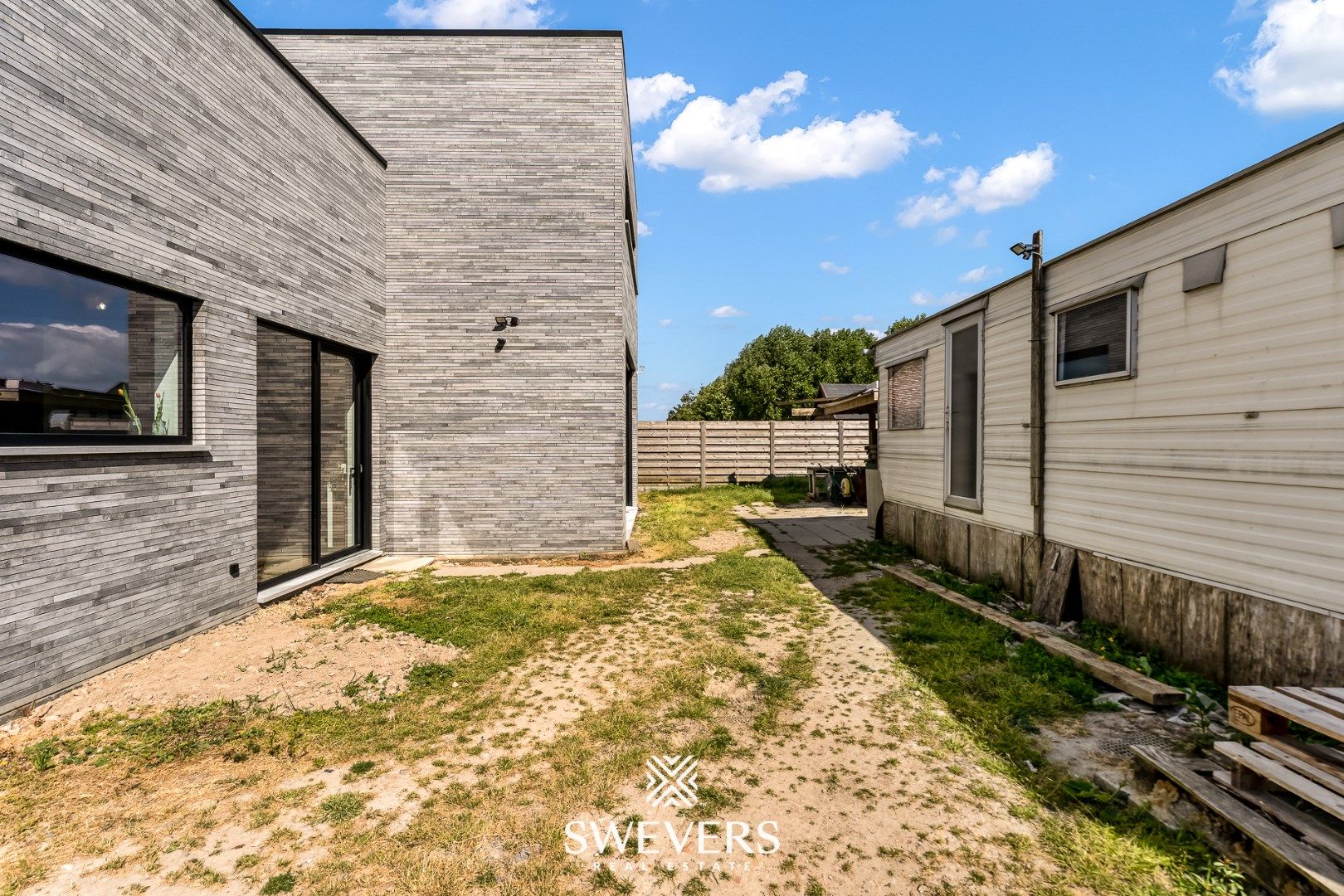 Industrieel chique recent gebouwde woning te Herk-de-Stad  foto 32